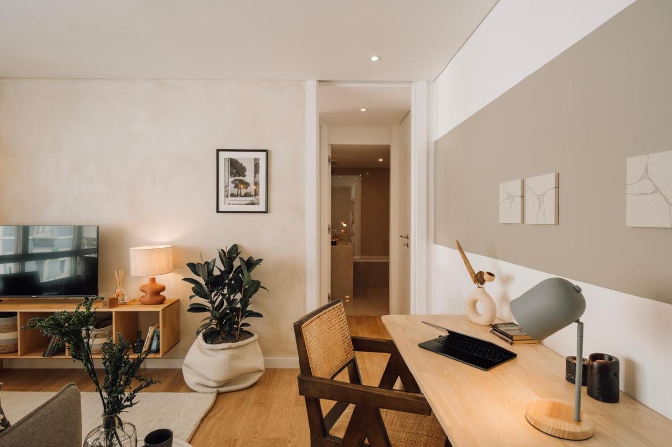 Apartment Tarquinia - 1 Bedroom And Parking In Alvalade Lisbon