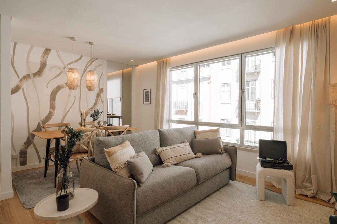 Tarquinia - 1 Bedroom And Parking In Alvalade Apartment *